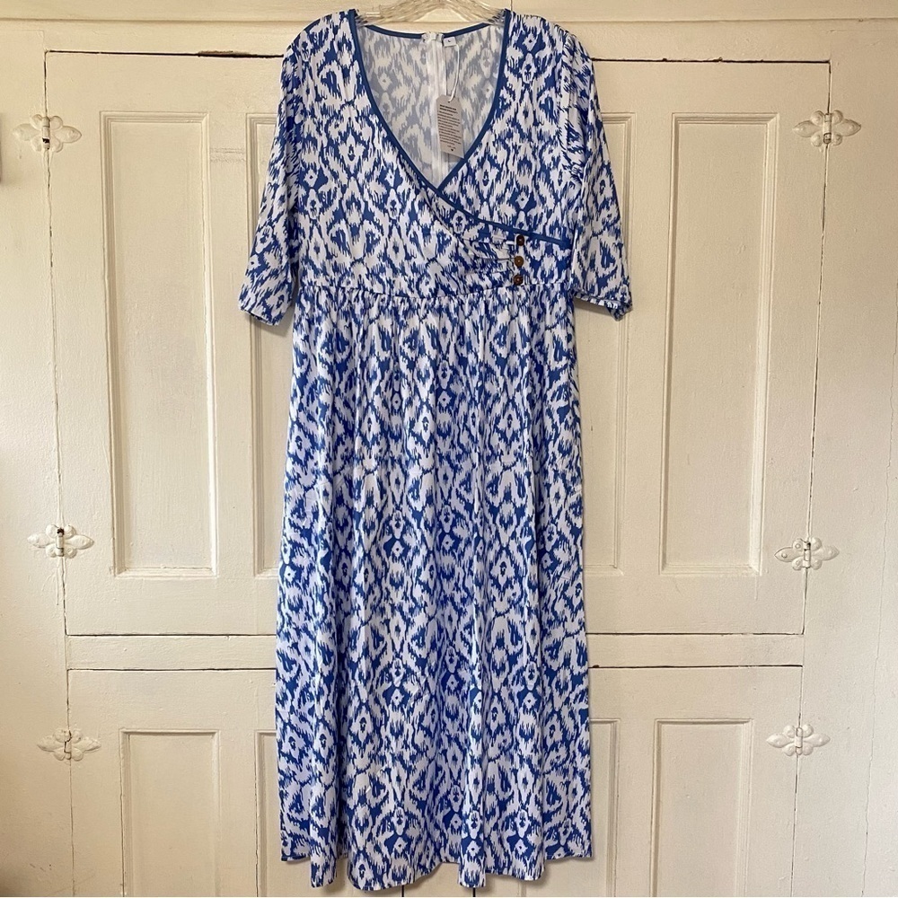 Made With Love Women's Blue & White Patterned Midi Dress Size Large New With Tag